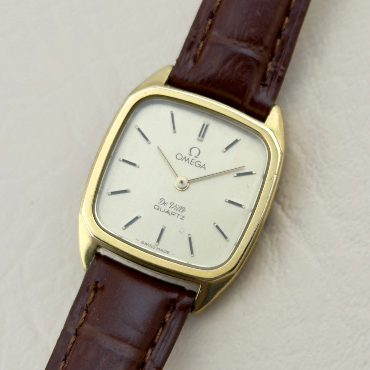 Vintage 1970s Omega De Ville Quartz - Mini Barrel - Gold Dial