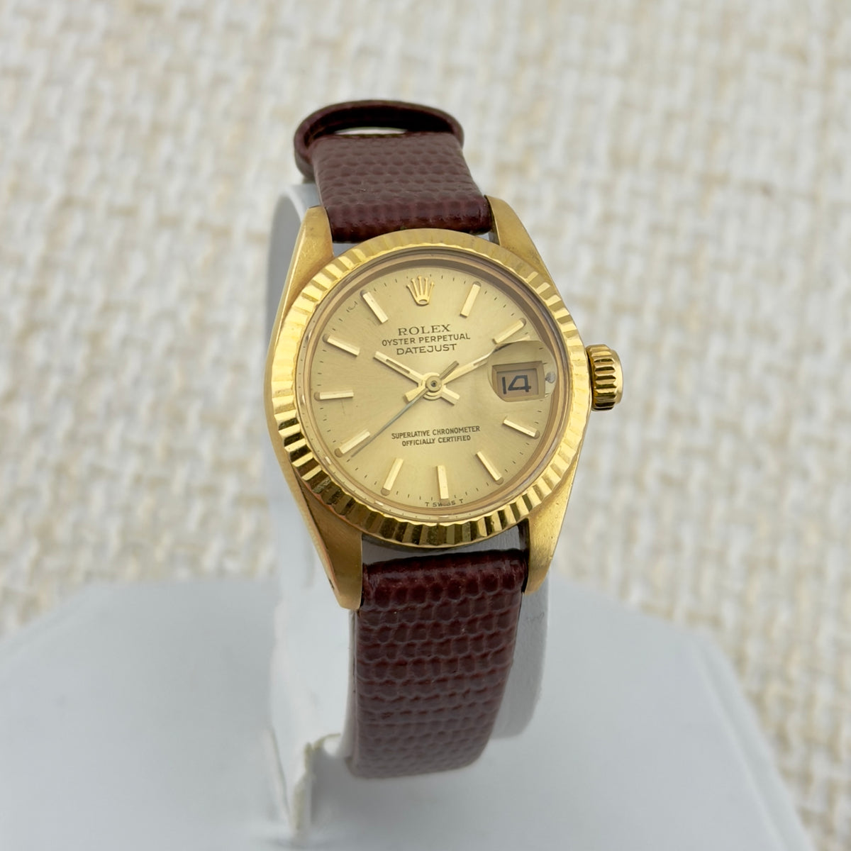Vintage 1982 Rolex Ladies Datejust - Ref 6917 - Solid 18k Yellow Gold