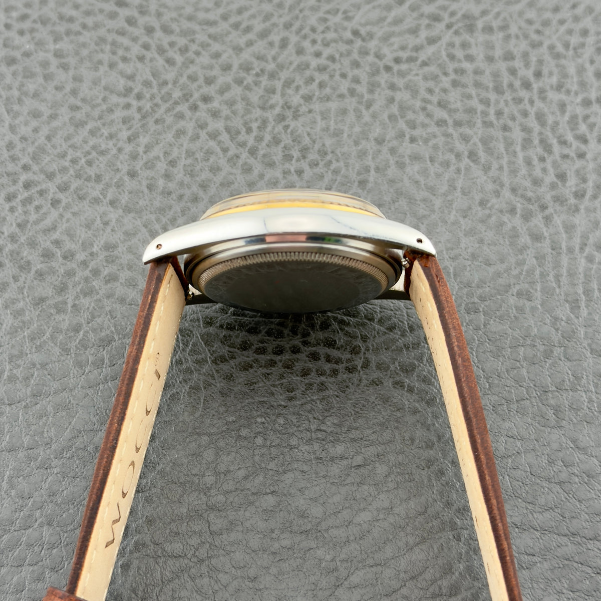 1972 Rolex Datejust - Ref 1601 - Gold Linen Dial