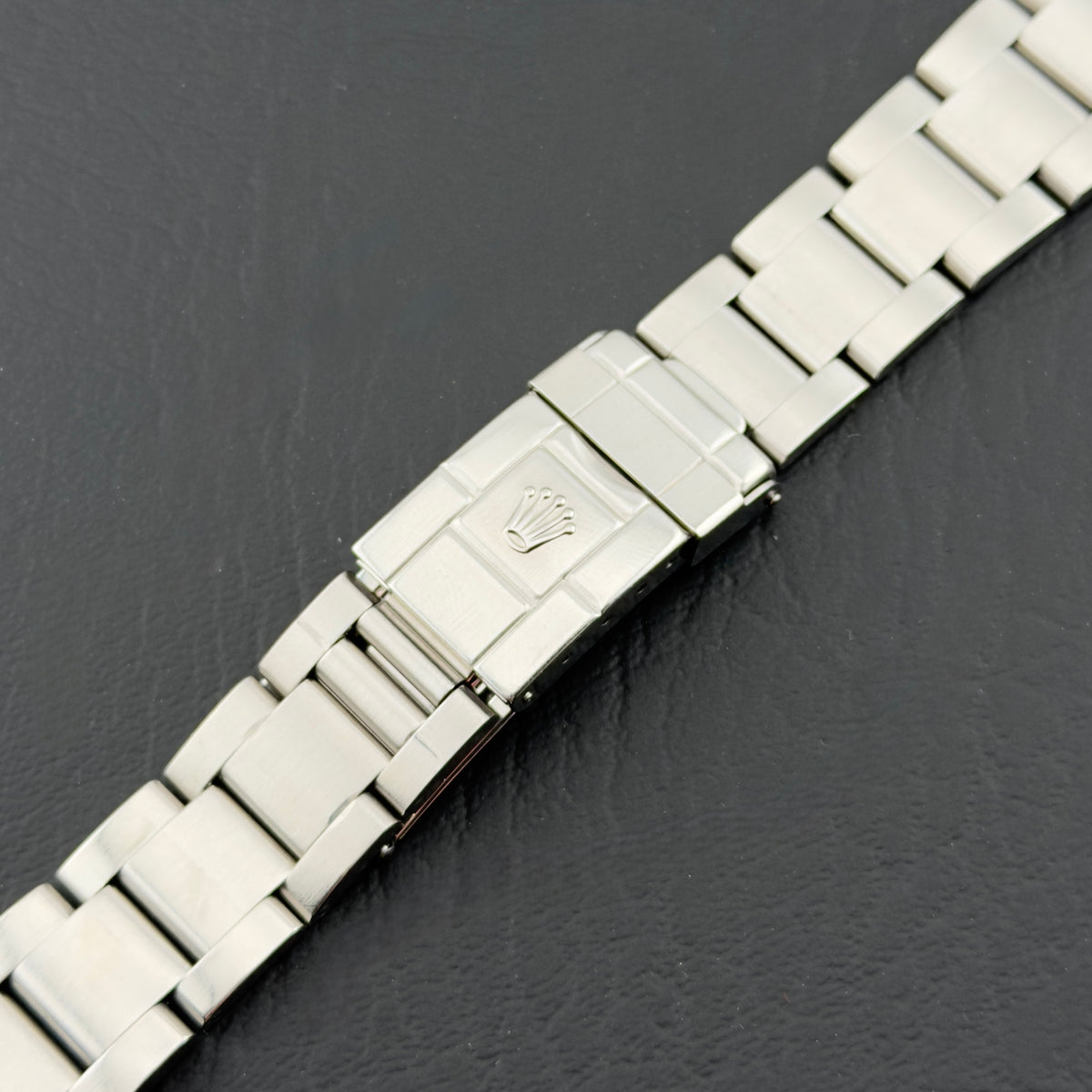 Rolex Oyster Perpetual Explorer 1 - Black Dial - Full Links