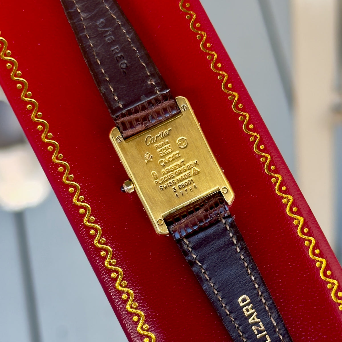 Vintage Cartier Tank Must - Bordeaux Dial - 21mm x 26mm - Quartz Movement