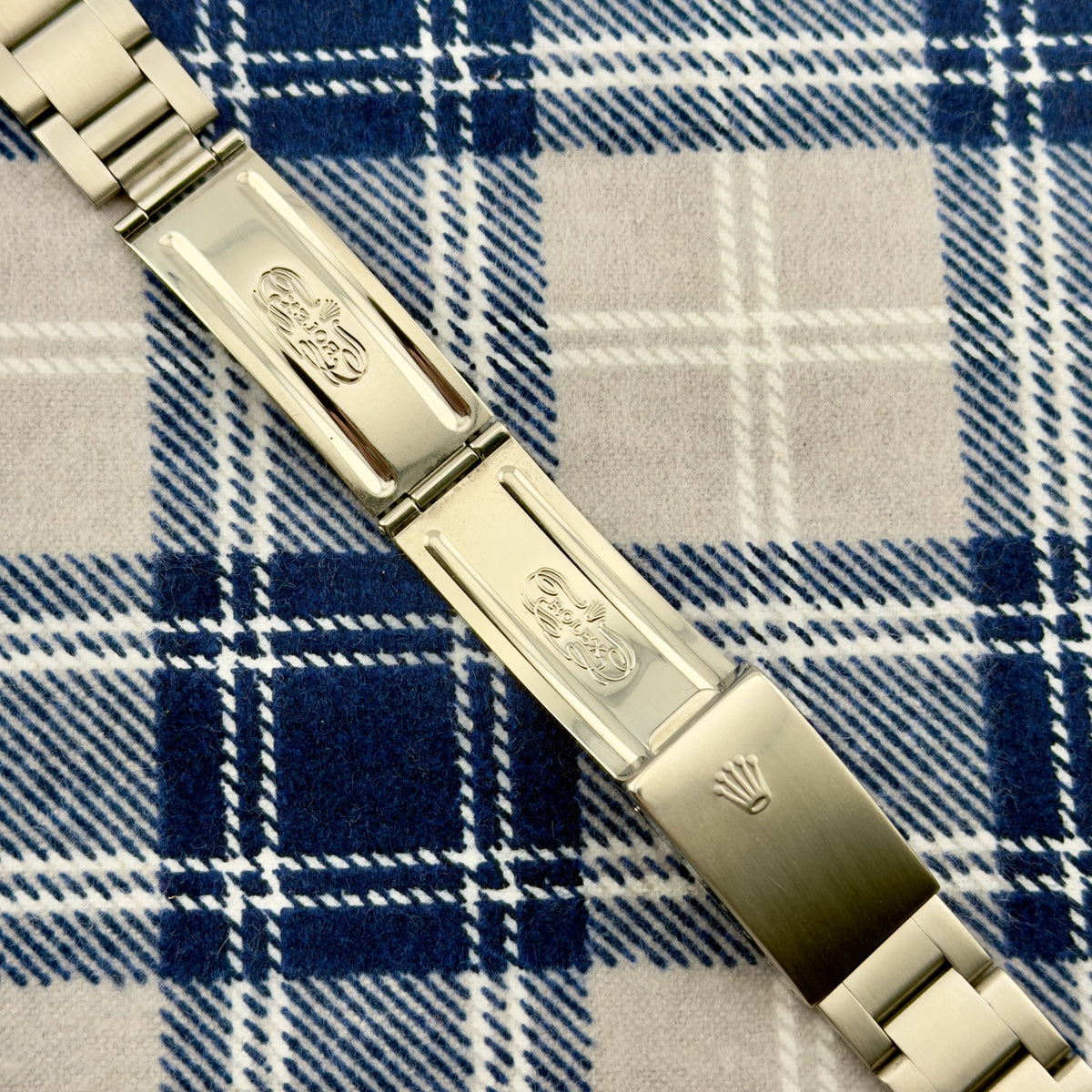 Rolex Datejust - Ref. 16220 - 36mm - Blue Roman Numeral Dial - Oyster Bracelet
