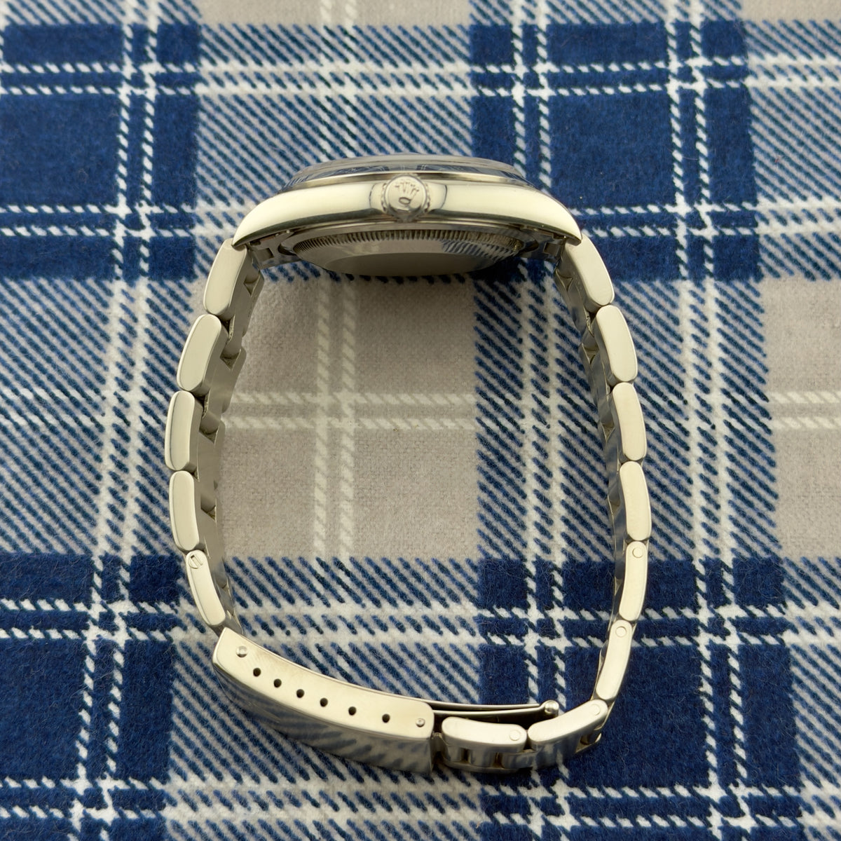 Rolex Datejust - Ref. 16220 - 36mm - Blue Roman Numeral Dial - Oyster Bracelet