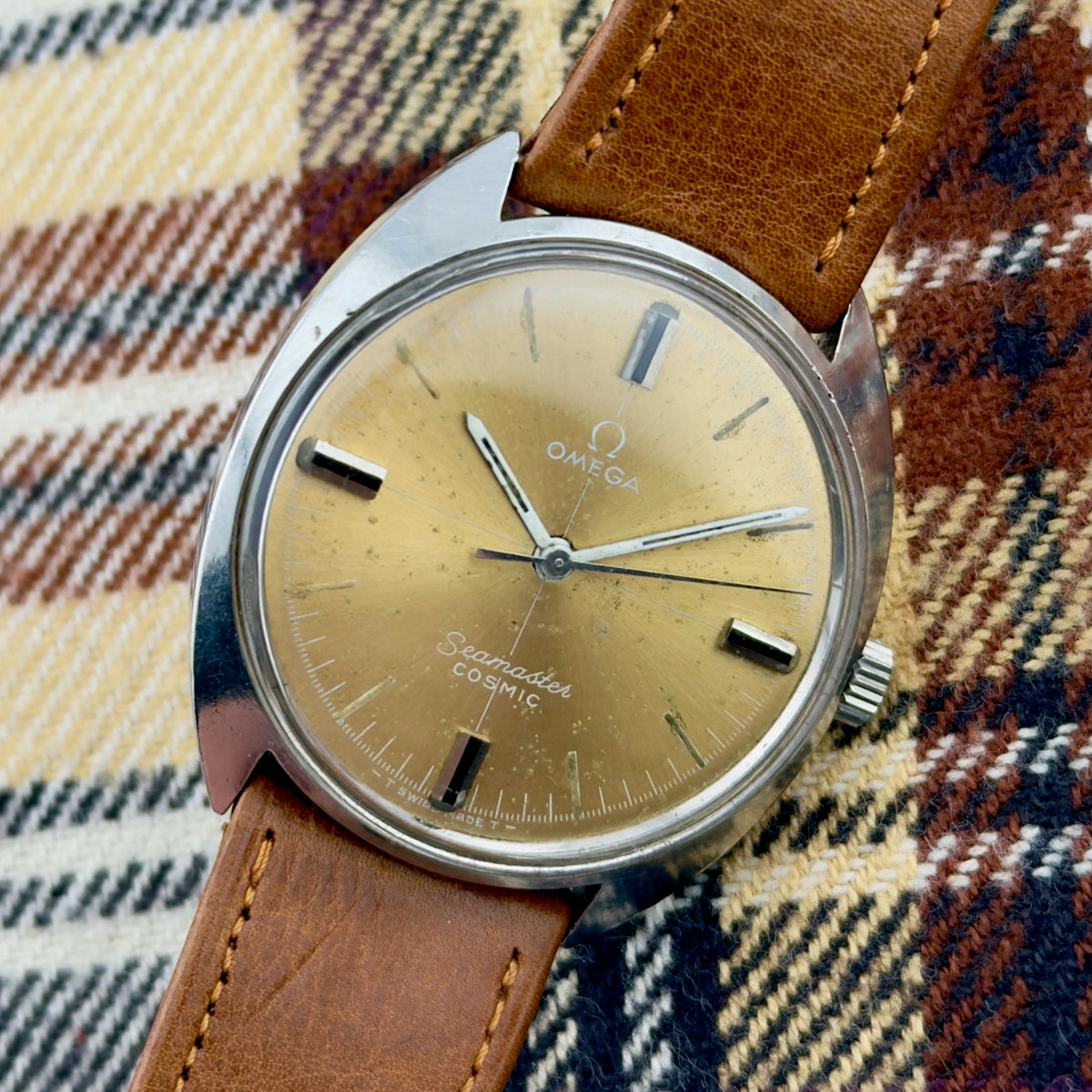 Vintage 1970s Omega Seamaster Cosmic - Tropical Patina Dial - Manual