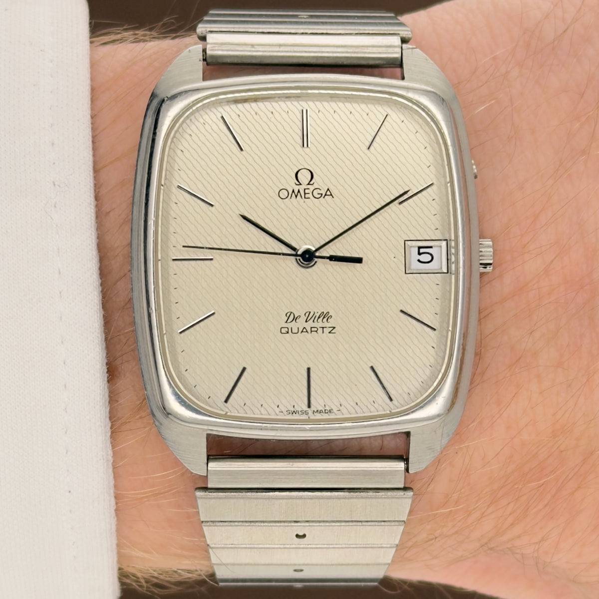 Vintage 1970s Omega De Ville Quartz - Pattern Dial - Ref 192.0042 - Men’s Watch