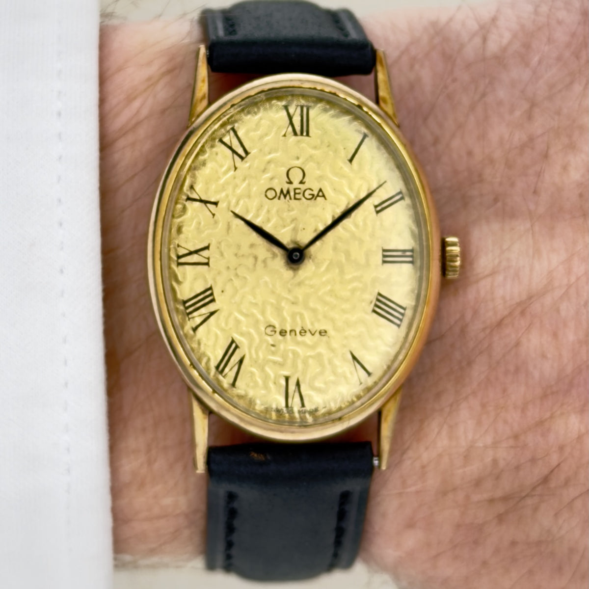 Vintage 1970s Omega Geneve - Guillochè Dial - Manual - Ref 511.416 - Men’s Watch