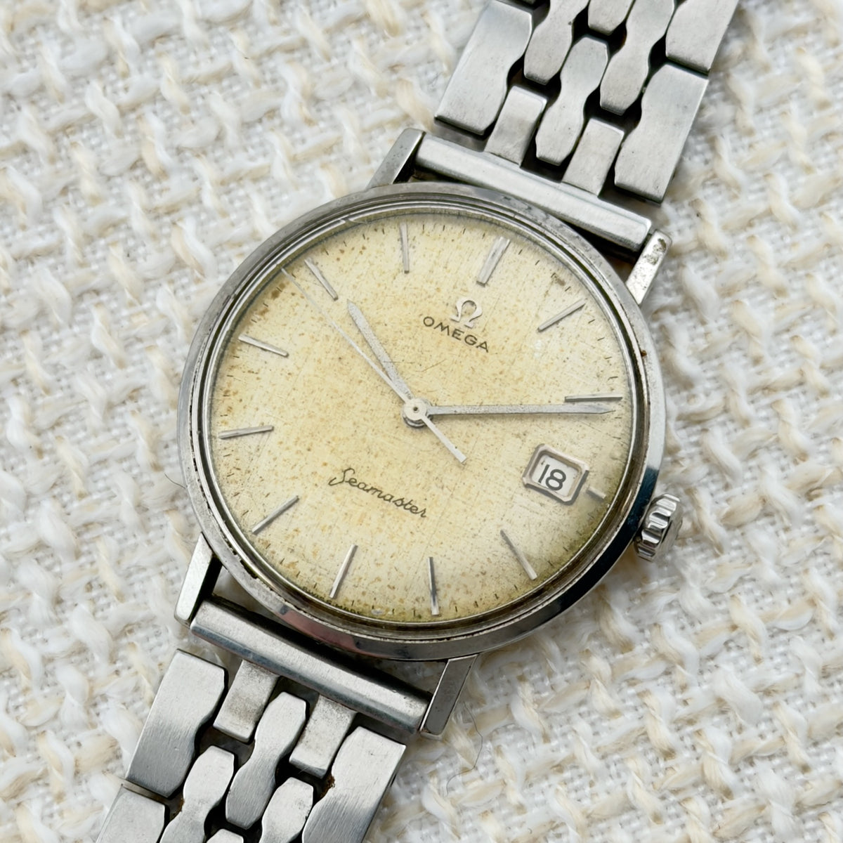 Vintage Omega Seamaster Date - Beautiful Patina Dial - Manual - Men’s Watch