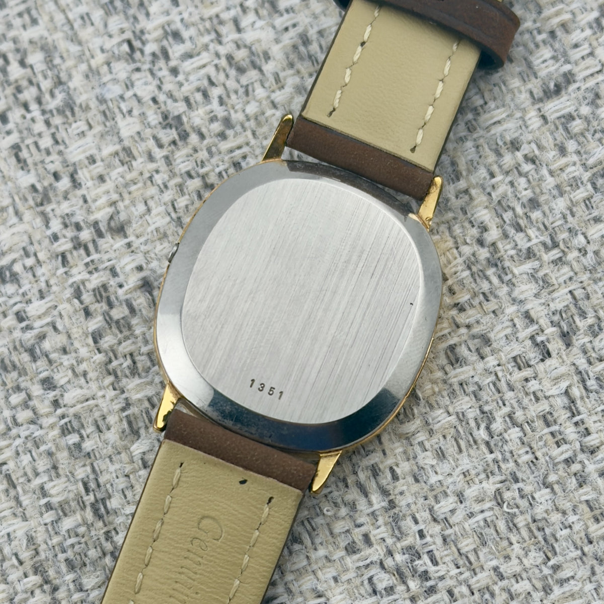 Vintage 1977 Omega De Ville Quartz - Gold Dial - Ref.191.0093 - Men’s Watch