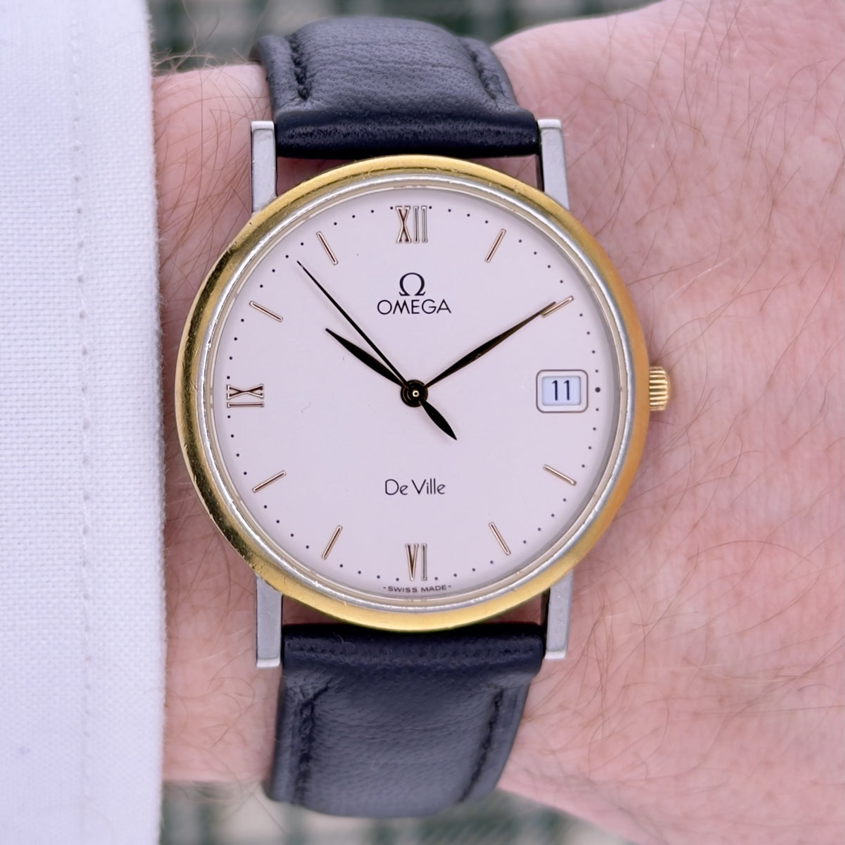Vintage 1994 Omega De Ville Quartz - Gold Dial - Ref 196.2432 - Men’s Watch