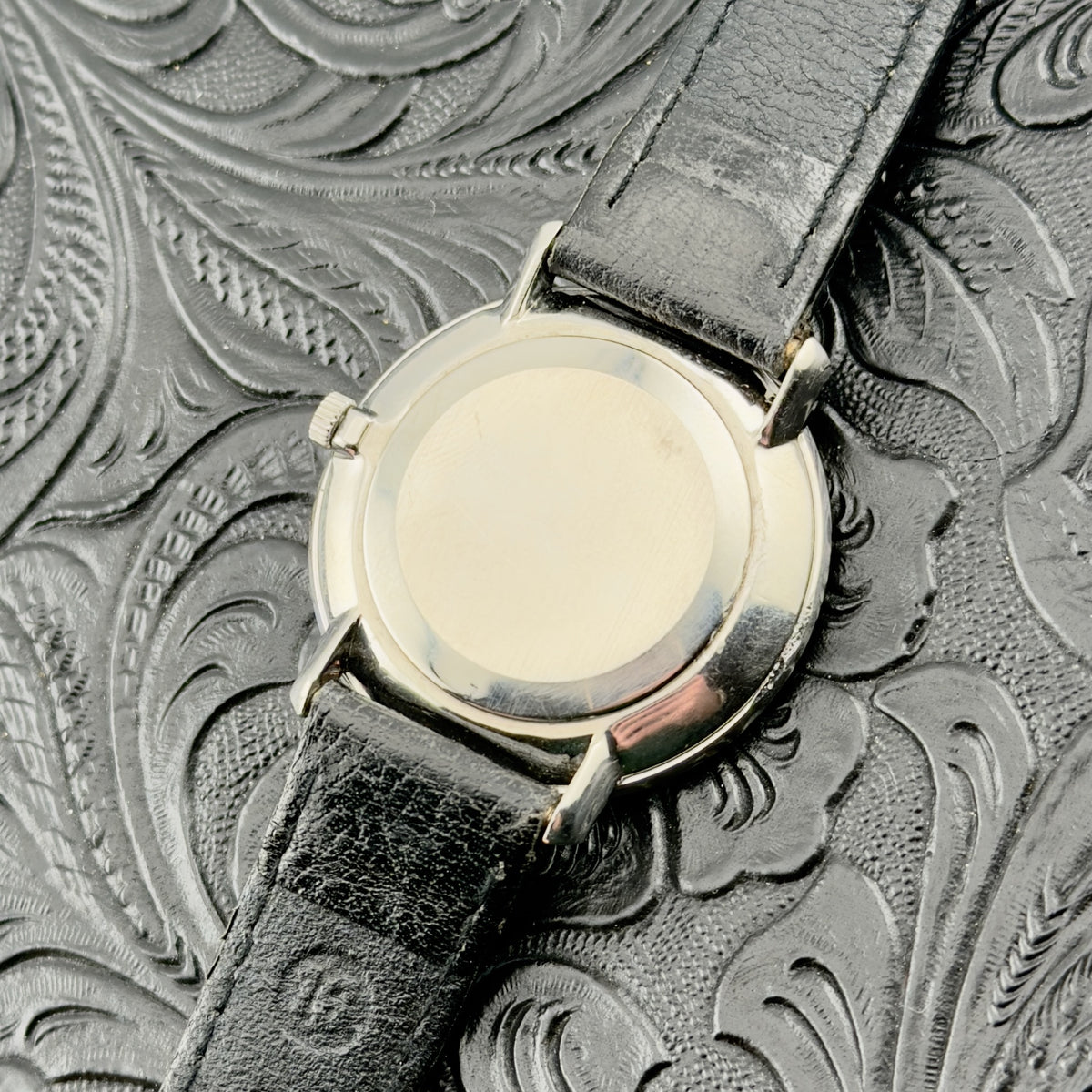Vintage 1970s Omega De Ville - White Roman Dial - Ref 111.0107 - Men’s Watch