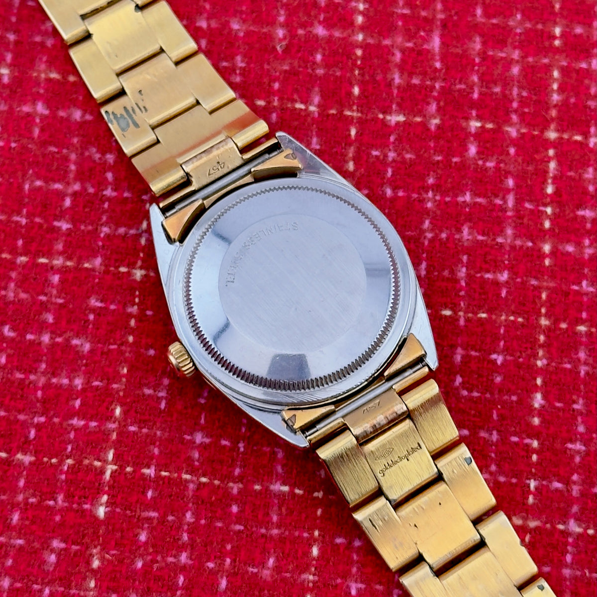 1979 Rolex Oyster Perpetual Date - Ref 1550 - 34mm - Automatic - Gold Plated