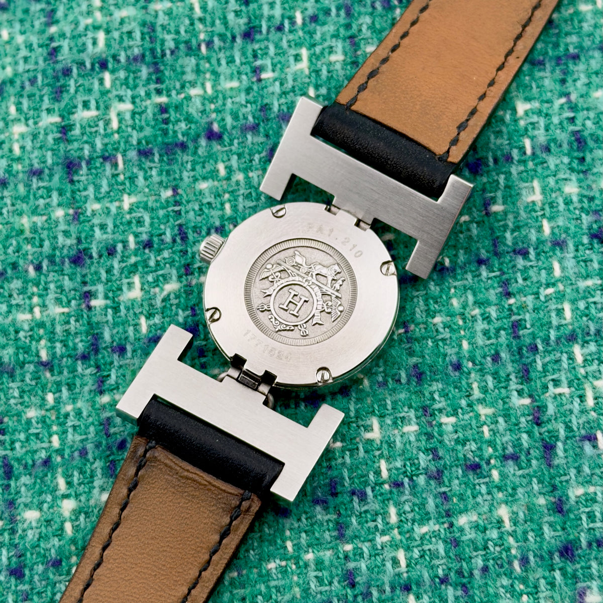 Hermes Paprika PA1.210 - Quartz - Black Dial - Original Papers - Ladies Watch