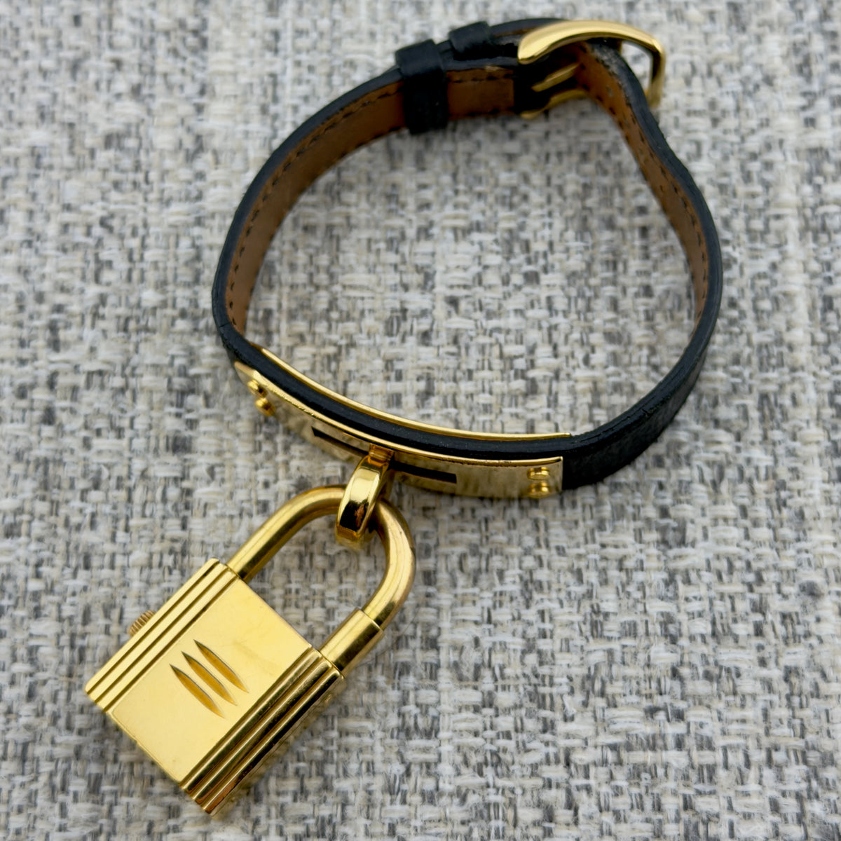 Hermes Kelly Watch - Black Dial - With Hermes Box - Working - Authentic Watch
