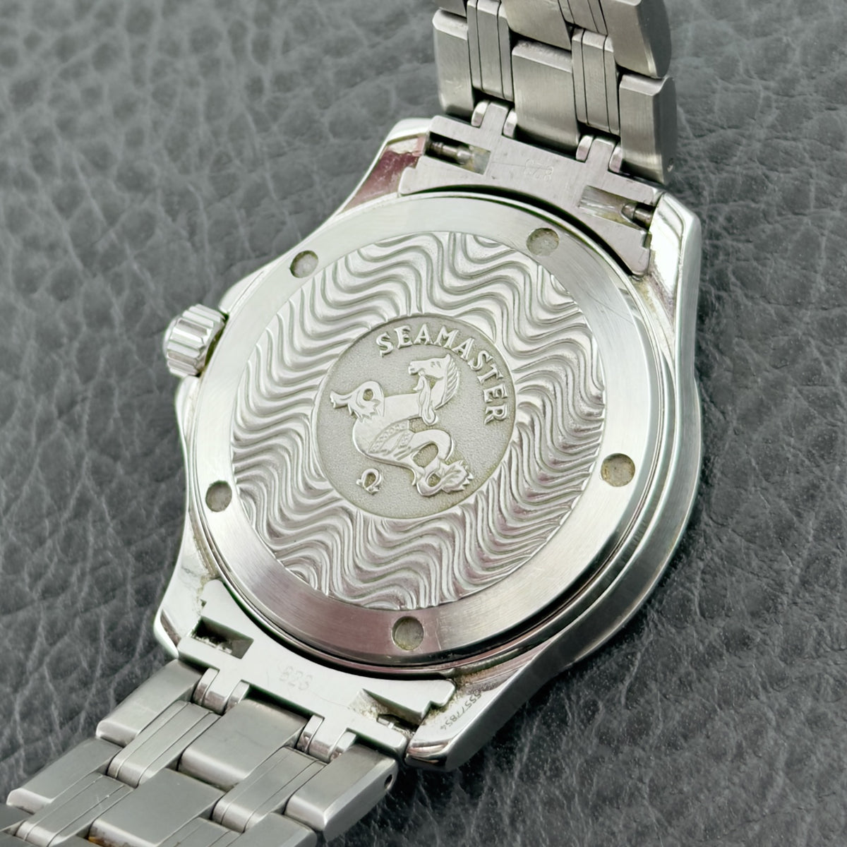 Omega Seamaster Omegamatic Swiss Autoquartz Black Dial 2514.50 37mm Mens Watch