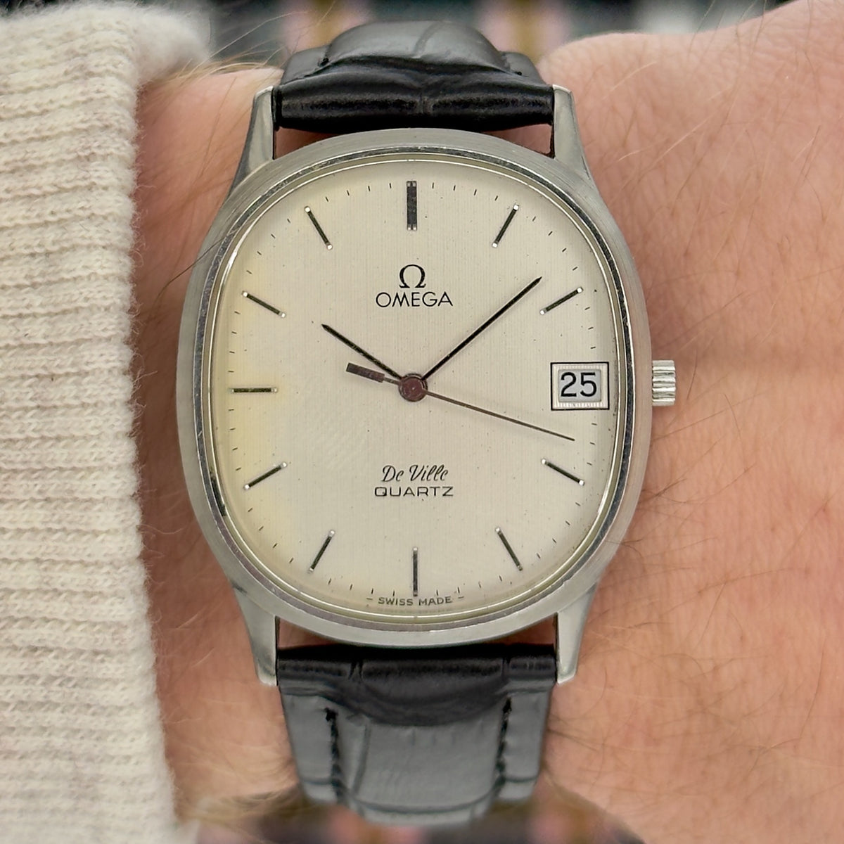 Vintage 1980’s Omega De Ville - White Dial - Quartz - 31mm - Men’s Watch