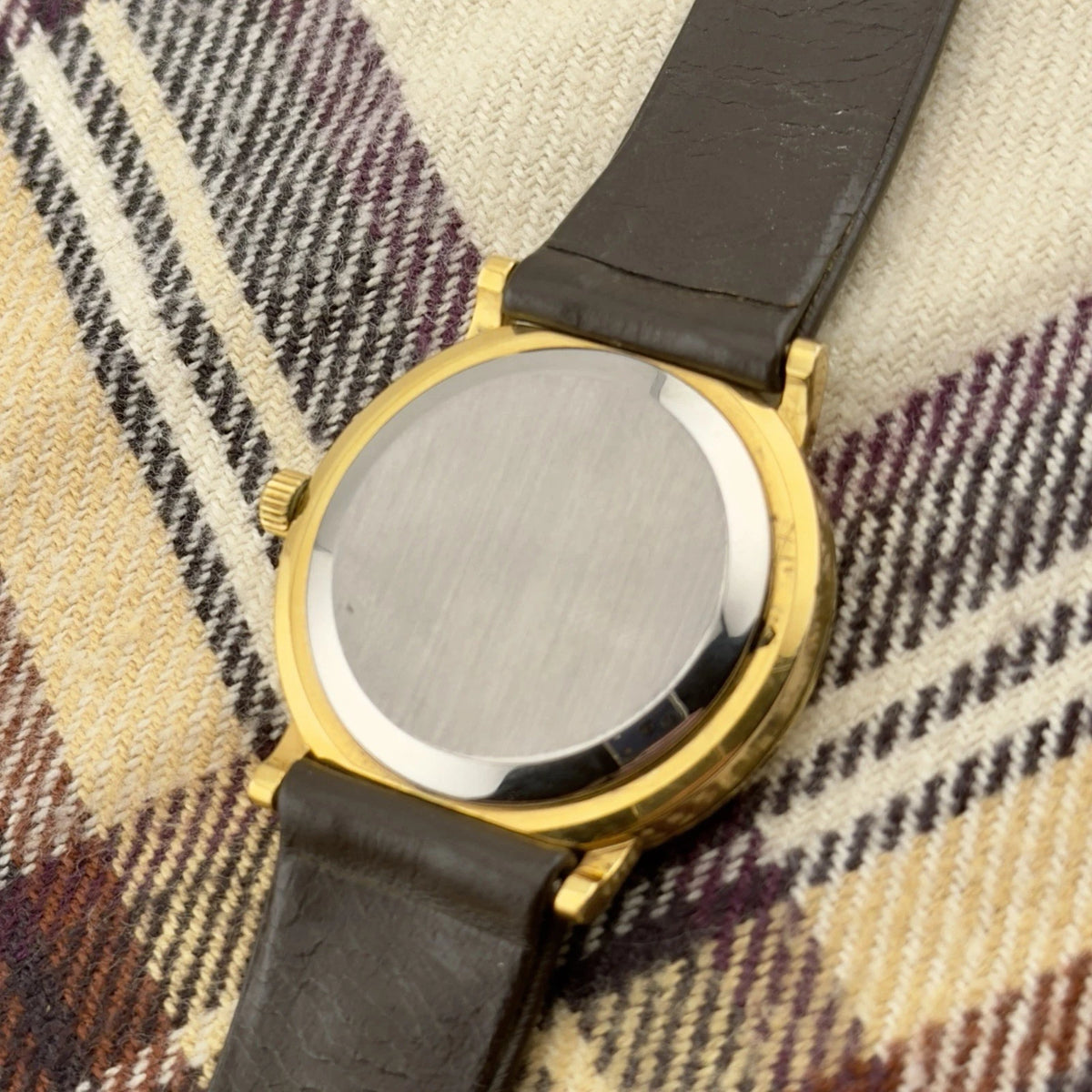 Vintage 1970 Omega Constellation - Gold Dial Quartz - Ref. 191.032