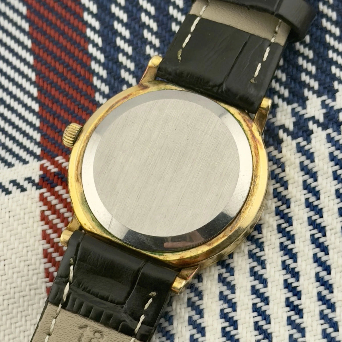 Vintage 1978 Omega Constellation - Gold Dial Quartz - Ref 191.0032