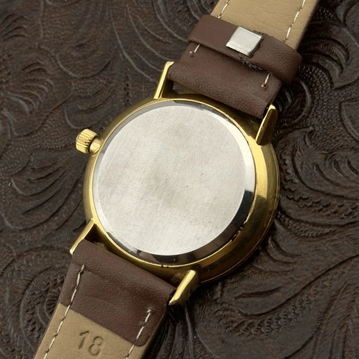 Vintage 1977 Omega De Ville Quartz - Gold Dial - Ref 191.0044