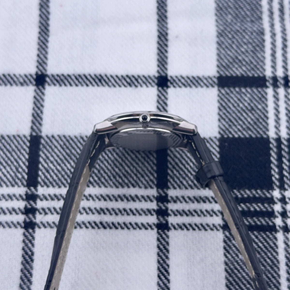 Vintage 1970s Omega De Ville - Manual - Silver Dial - Ref 111.0107