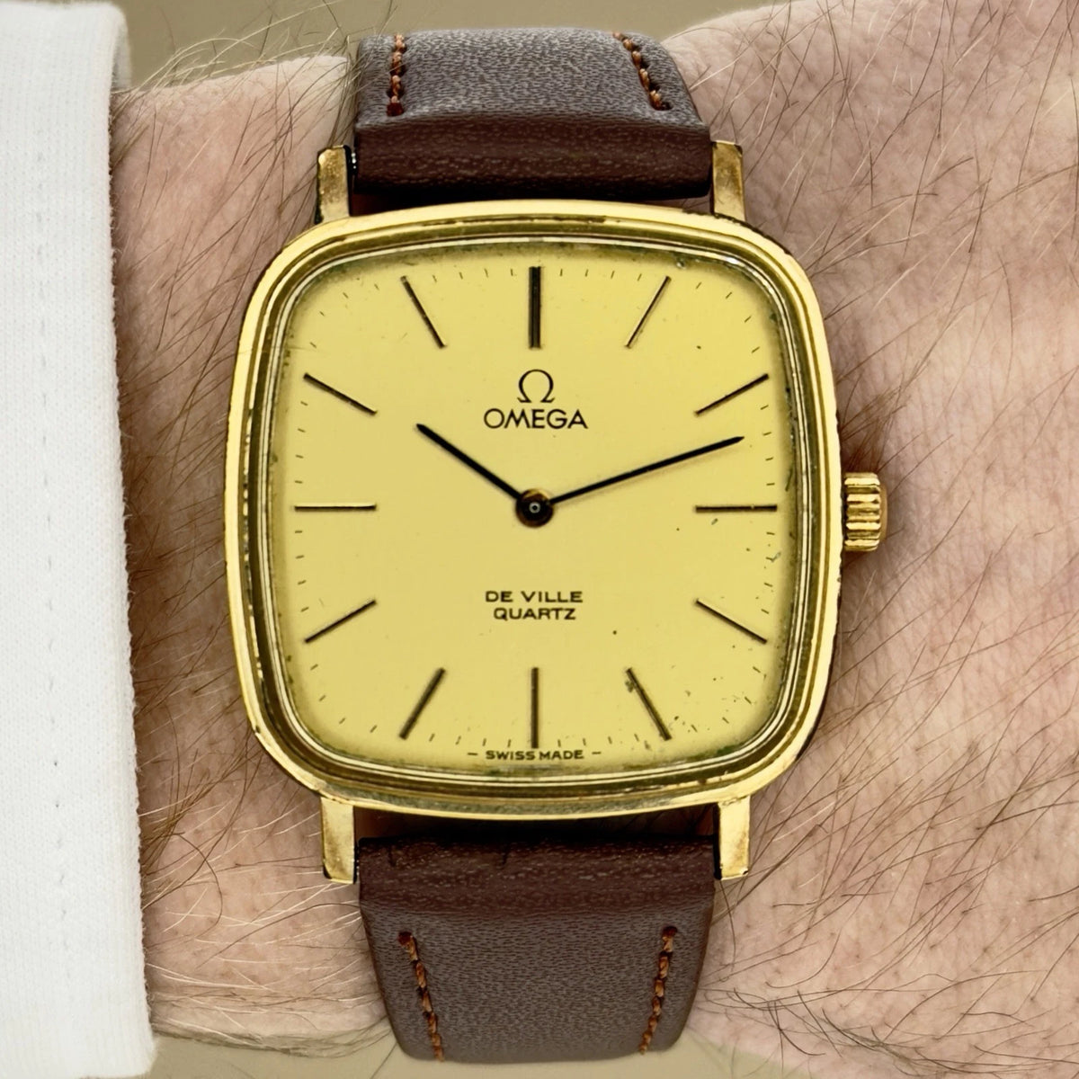 Vintage 1977 Omega De Ville Quartz - Gold Dial - Ref 191.0045
