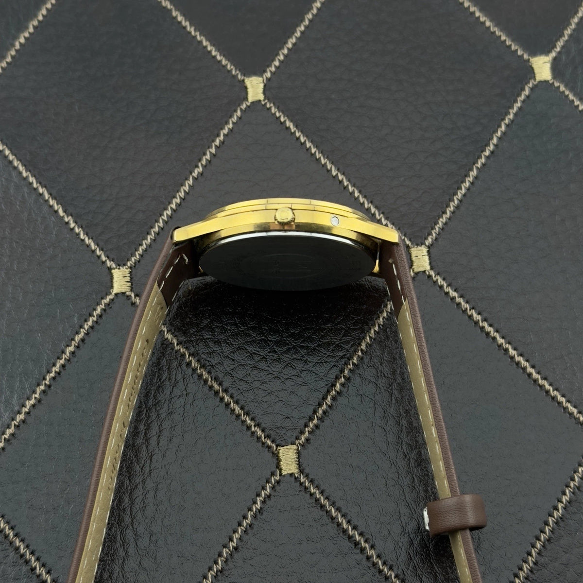 Vintage 1979 Omega De Ville Quartz - Gold Dial - Ref 196.0158