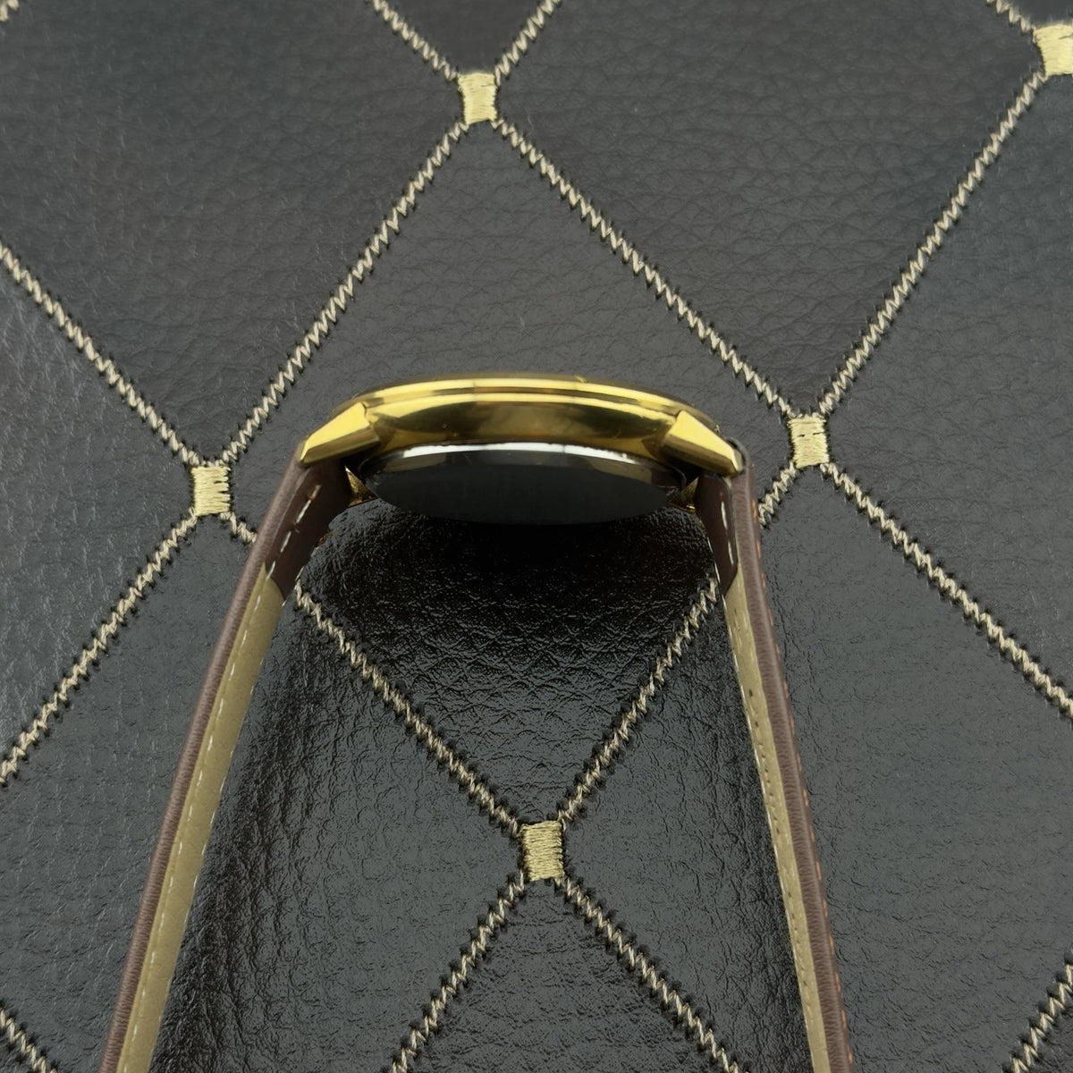 Vintage 1977 Omega De Ville Quartz - Gold Dial - Ref 191.0044
