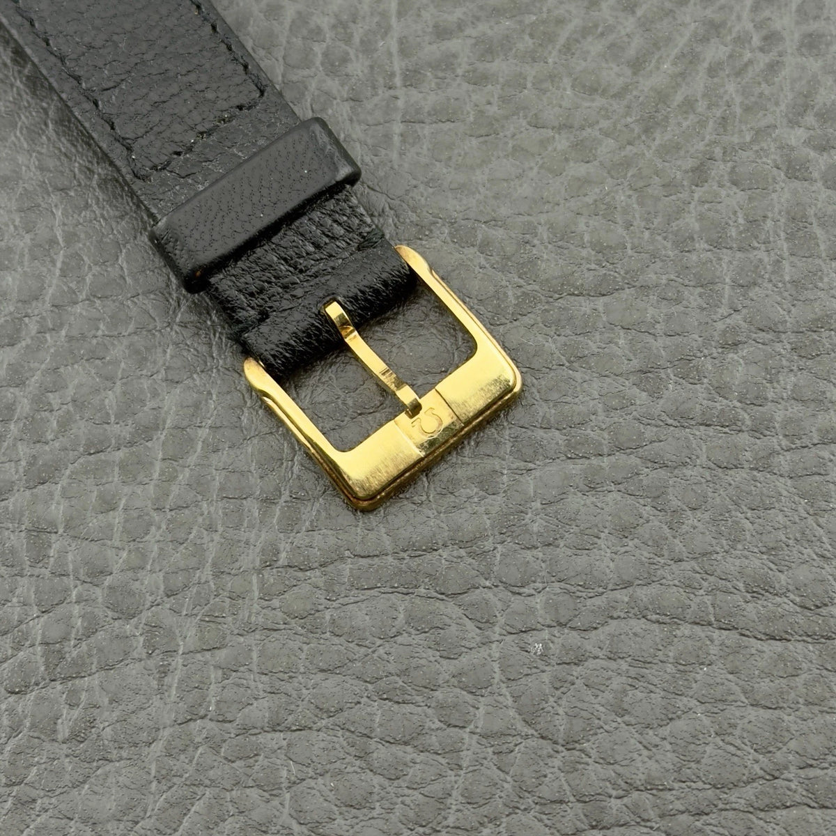 Vintage 1980 Omega De Ville Quartz - Gold Dial - Ref 191.0130